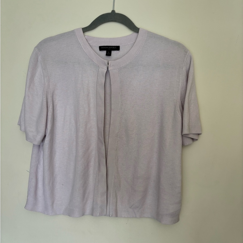 Supper cute lavender top! Banana Republic.